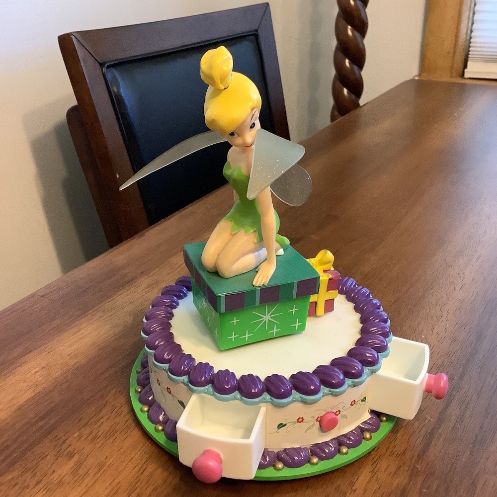 Vintage Tinkerbell Music Box Disney Wind Up Cake Presents